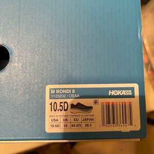 Hoka Bondi 8